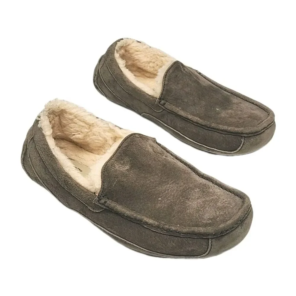 UGG Moccasin Slippers Brown Suede Sheepskin Men Size 9 Shoe F20017G 5775